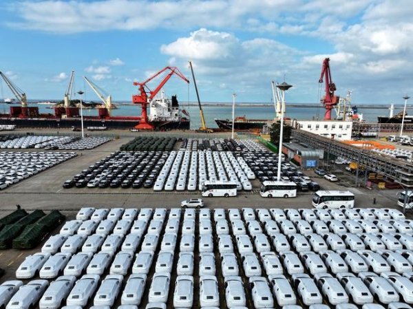 中汽协公布一季度车市数据：内销大跌 出海暴增