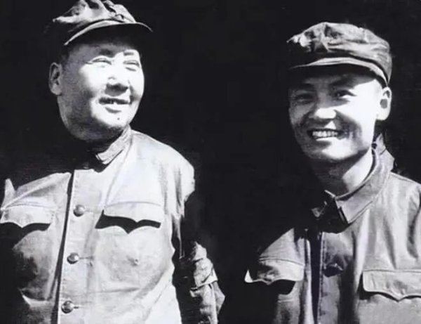 毛主席三次让毛远新“帮助”邓小平，都无功而返