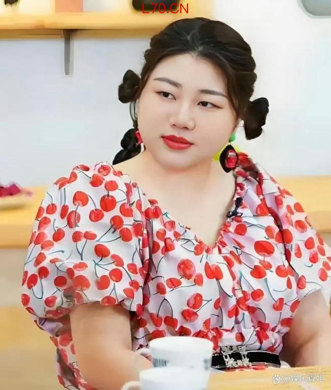 杨天真曝经纪人签约内幕 阴阳合同潜规则